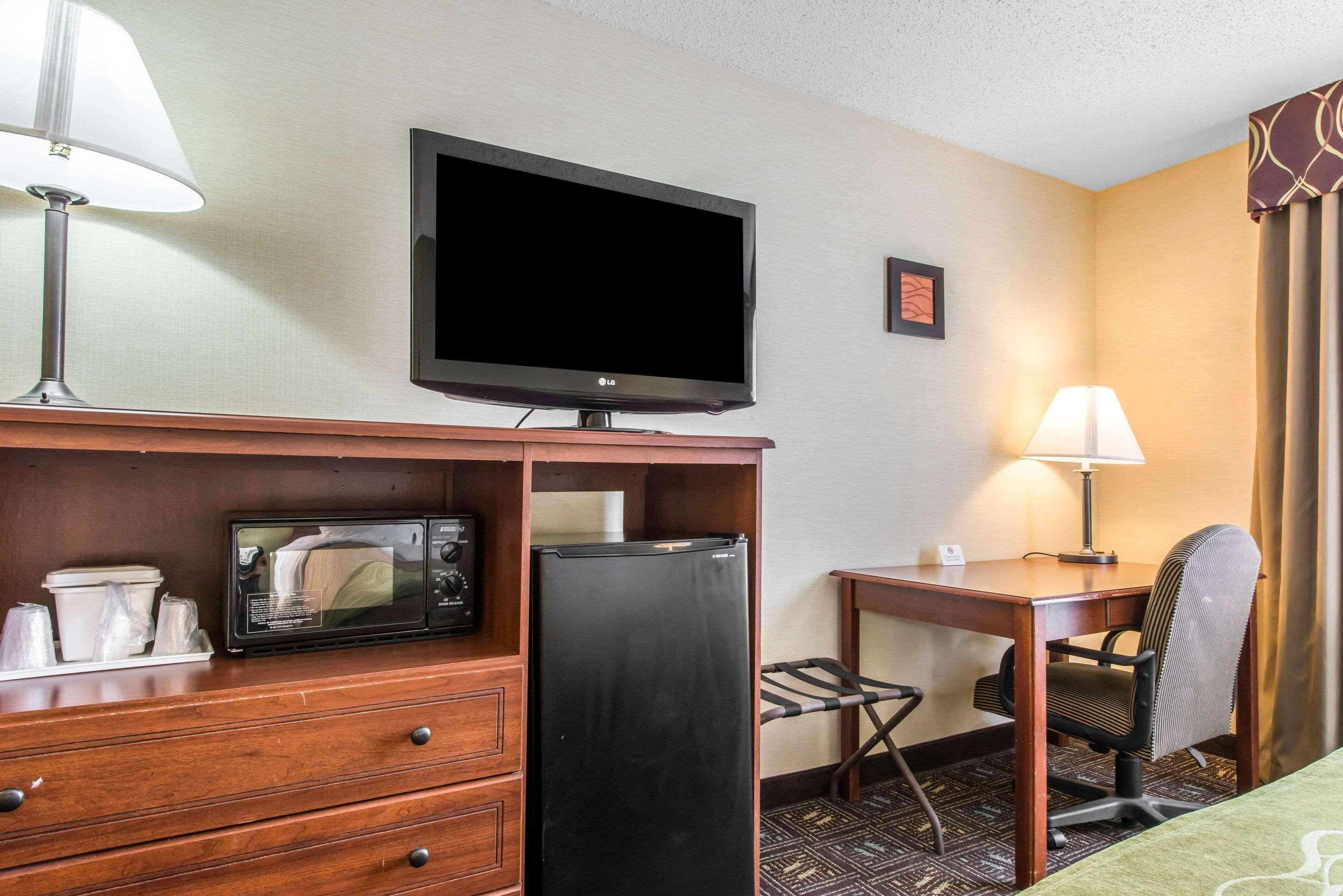Comfort Inn Weirton Exterior foto