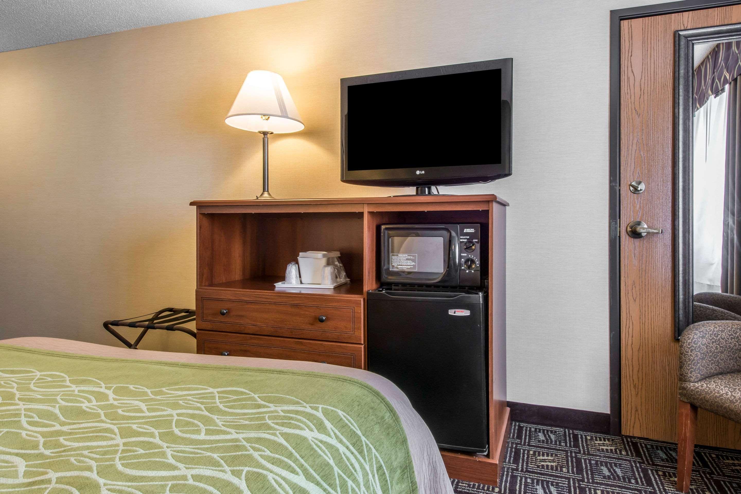 Comfort Inn Weirton Exterior foto