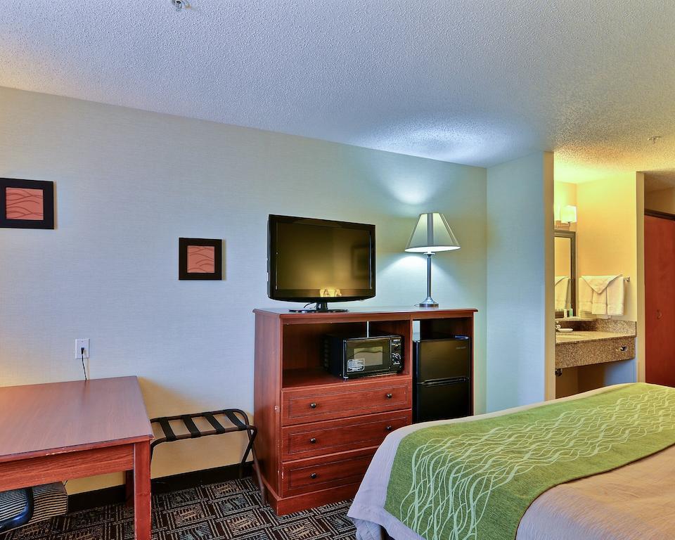 Comfort Inn Weirton Exterior foto